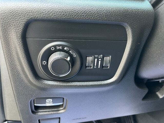 2023 Jeep Grand Cherokee L 39