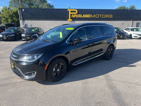 2017 Chrysler Pacifica Touring-L Plus