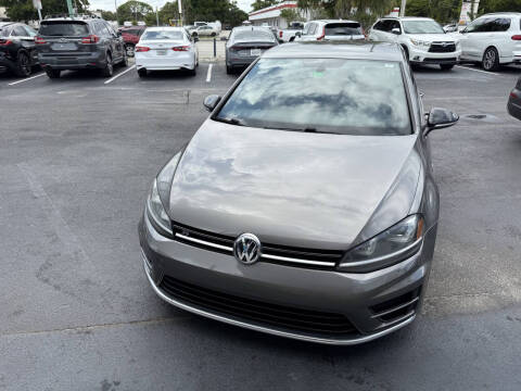 2016 Volkswagen Golf R 4Motion