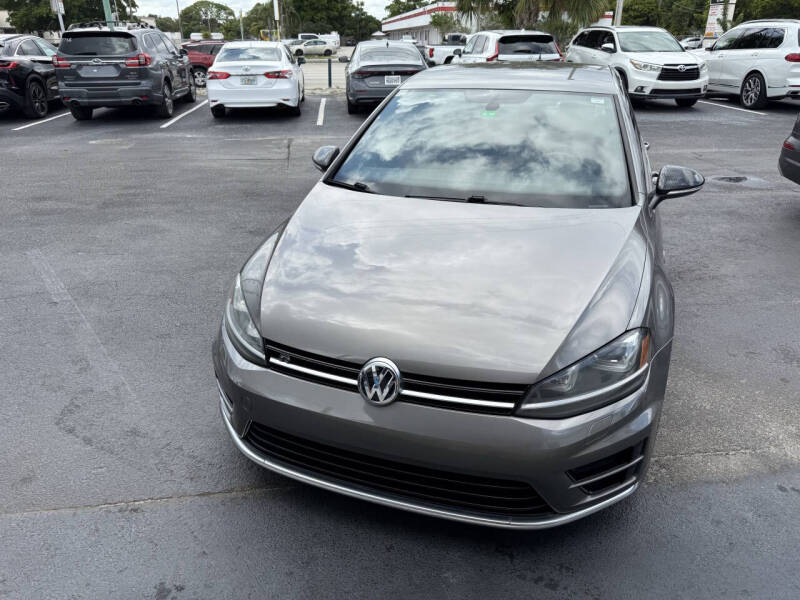 2016 Volkswagen Golf R 4Motion