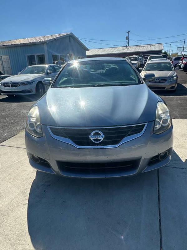 2012 Nissan Altima S photo 2