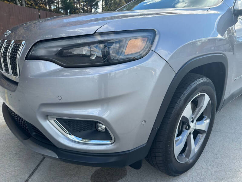 2019 Jeep Cherokee Limited photo 30