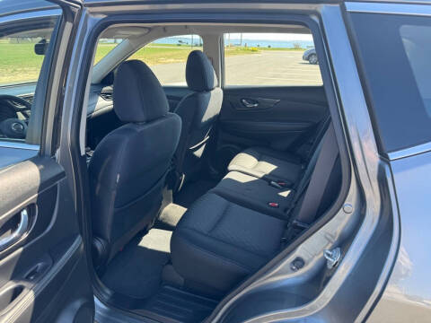 2017 Nissan Rogue S