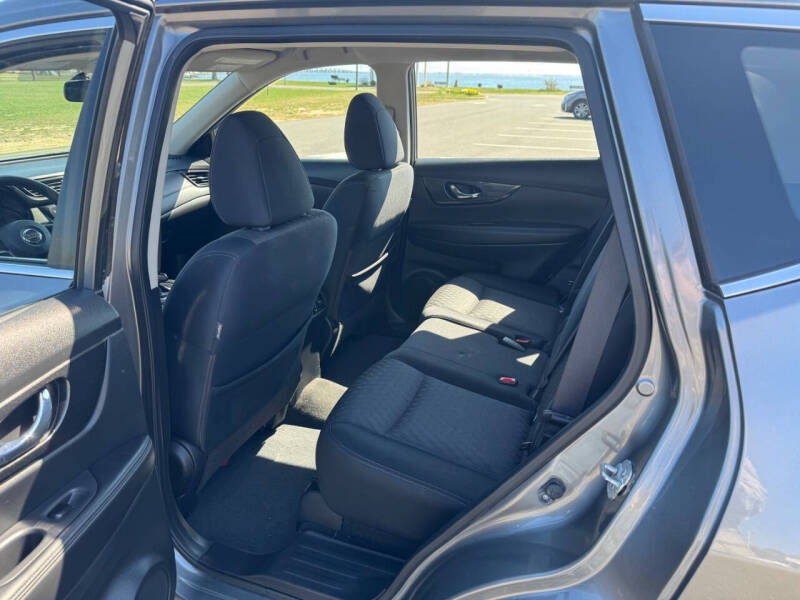 2017 Nissan Rogue S