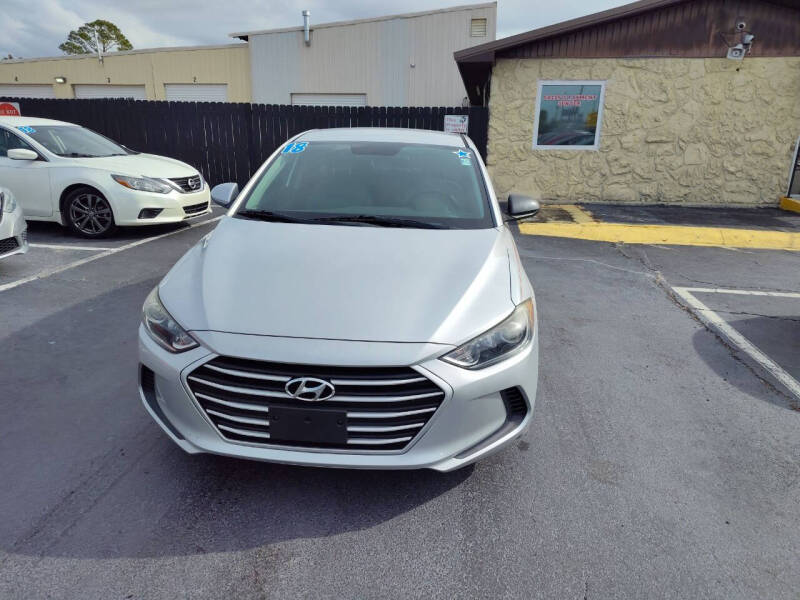 2018 Hyundai Elantra SE