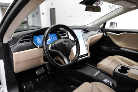2017 Tesla Model S 90D