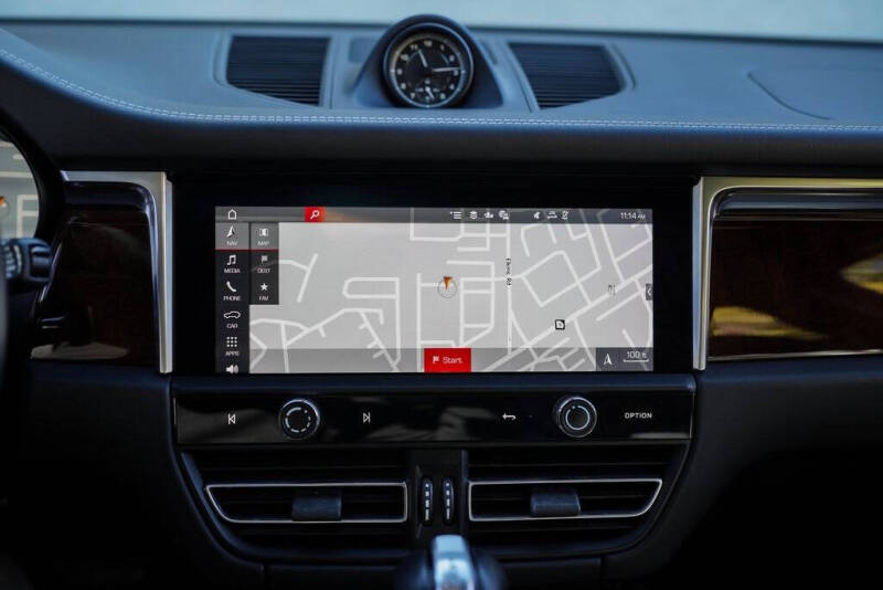 2023 Porsche Macan S