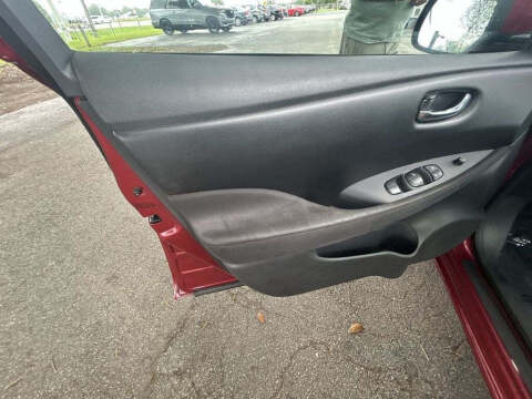 2015 Nissan LEAF