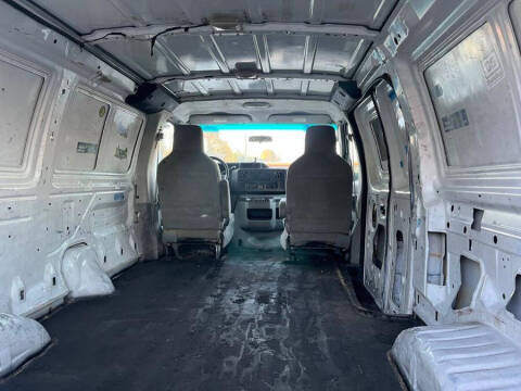 2011 Ford E-Series E-250