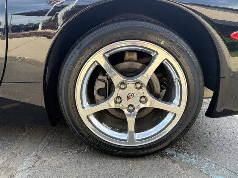 2004 Chevrolet Corvette