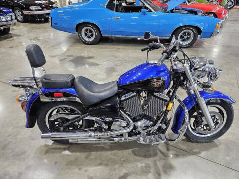 1999 Victory V92