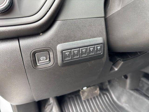 2025 GMC Sierra 3500HD CC Pro