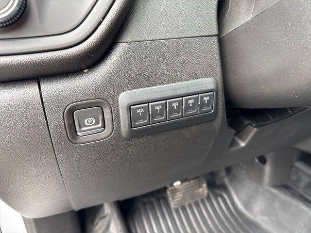 2025 GMC Sierra 3500HD CC Pro