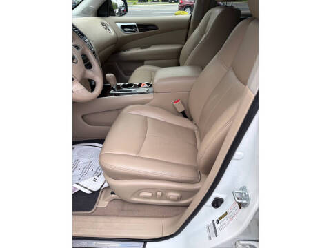 2015 Nissan Pathfinder SL