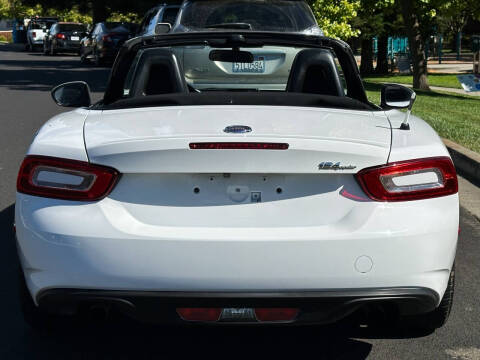 2020 FIAT 124 Spider Classica