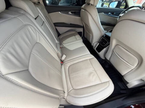 2019 Lincoln Nautilus Reserve