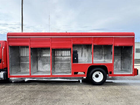 2017 Freightliner M2 106