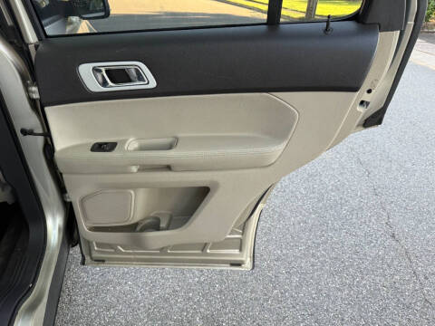 2011 Ford Explorer XLT