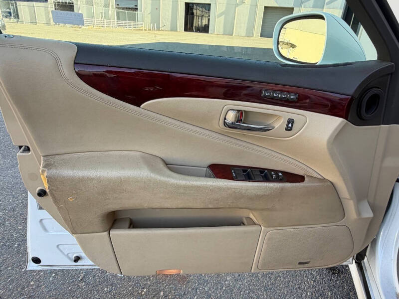 2007 Lexus LS 460