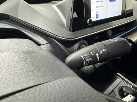 2025 Toyota Prius XLE