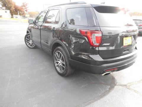 2017 Ford Explorer Sport