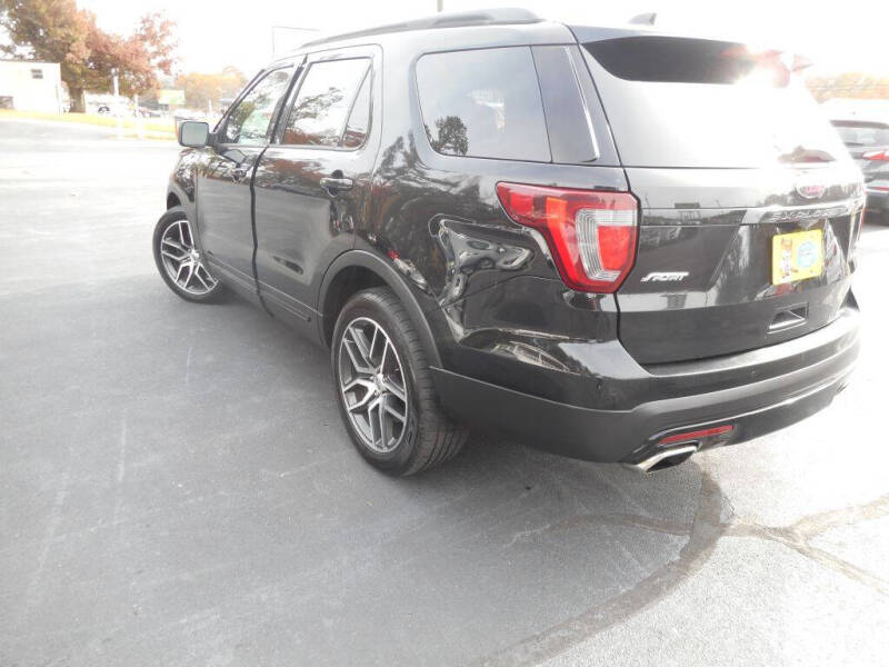 2017 Ford Explorer Sport