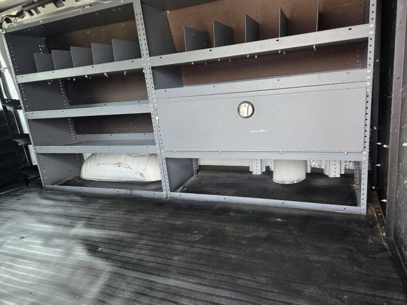 2021 Chevrolet Express 2500