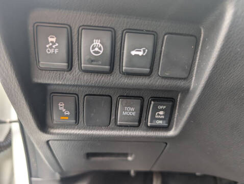 2018 Nissan Pathfinder S