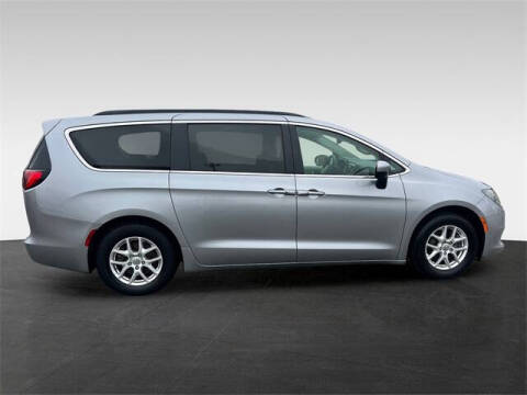 2020 Chrysler Voyager LXi