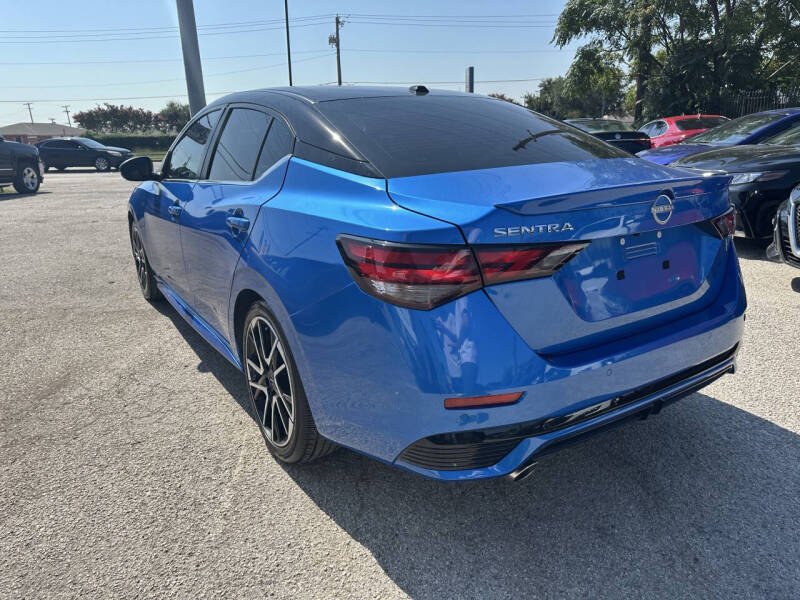 2025 Nissan Sentra SR