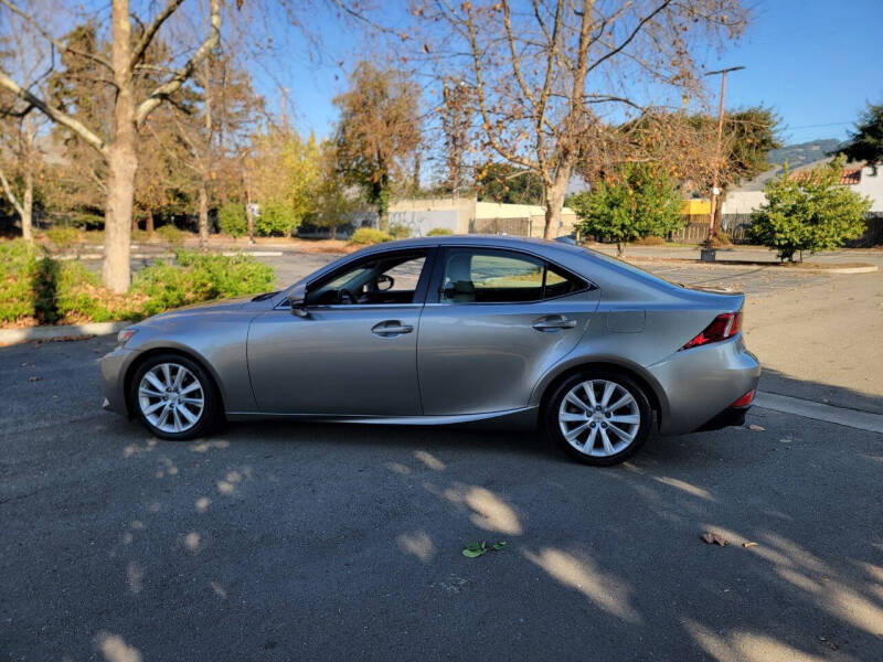 2014 Lexus IS 250 photo 8