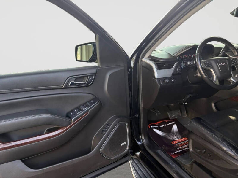 2017 GMC Yukon SLT
