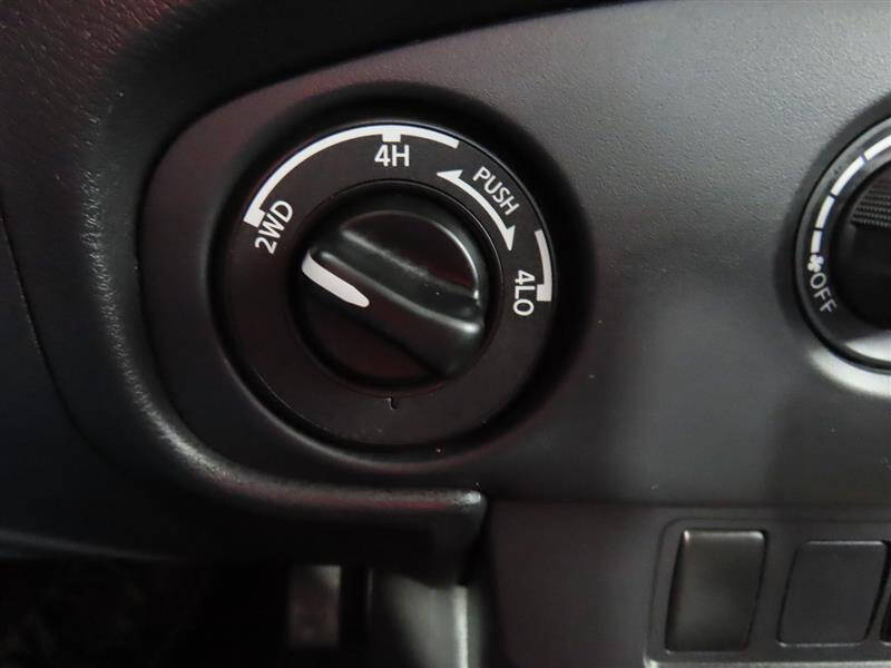 2023 Nissan Frontier S