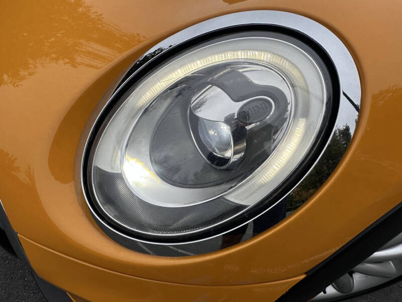 2015 MINI Hardtop 4 Door Cooper