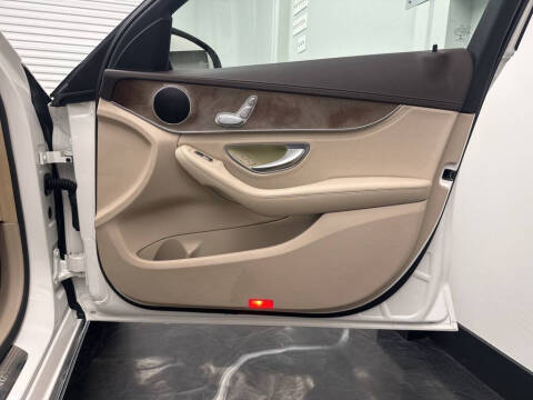 2015 Mercedes-Benz C-Class C 300