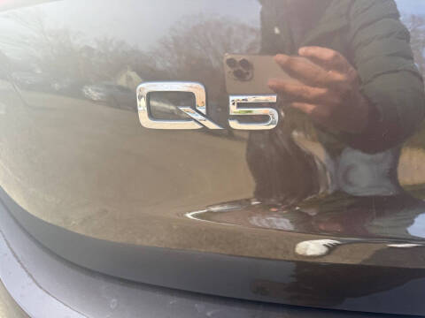 2012 Audi Q5 2.0T quattro Premium