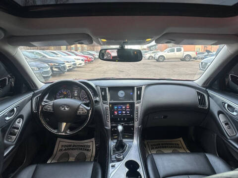 2014 Infiniti Q50 Premium