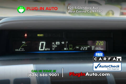 2013 Toyota Prius v Five