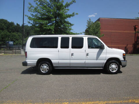 2010 Ford E-Series E-350 SD XL
