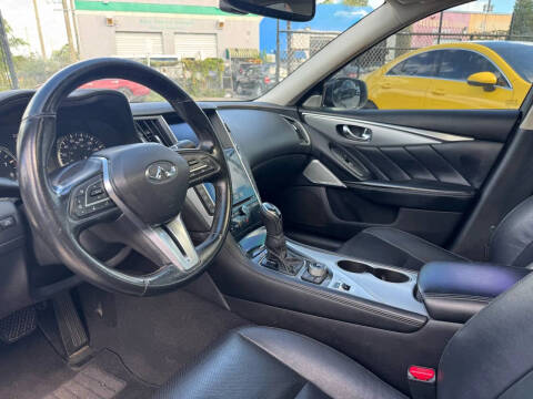 2021 Infiniti Q50 Luxe