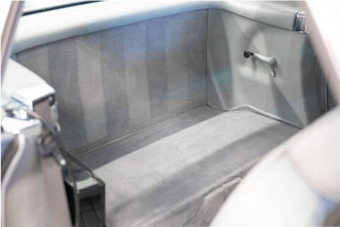 1986 Mercedes-Benz 560-Class 560 SL