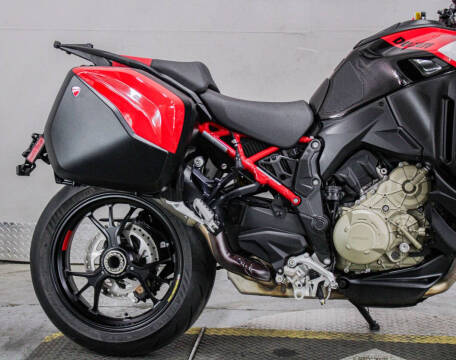 2023 Ducati Multistrada V4 Pike Peak