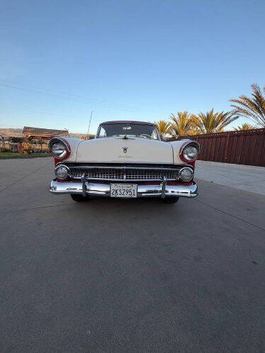 1955 Ford Fairlane