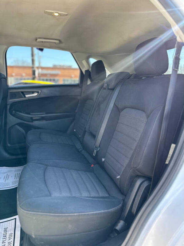 2015 Ford Edge SE