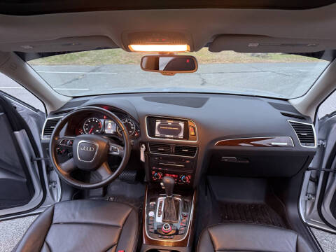 2012 Audi Q5 3.2 quattro Premium Plus