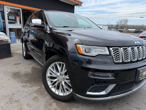 2017 Jeep Grand Cherokee Summit