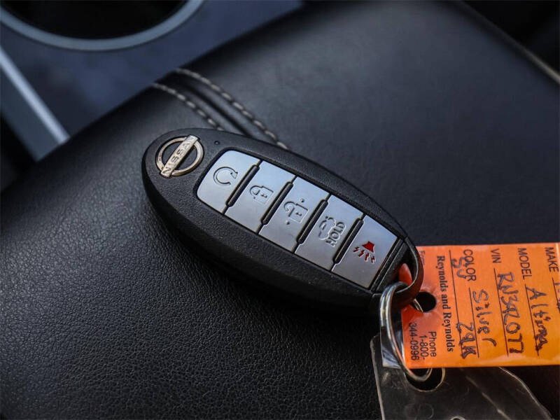 2024 Nissan Altima 2.5 SV