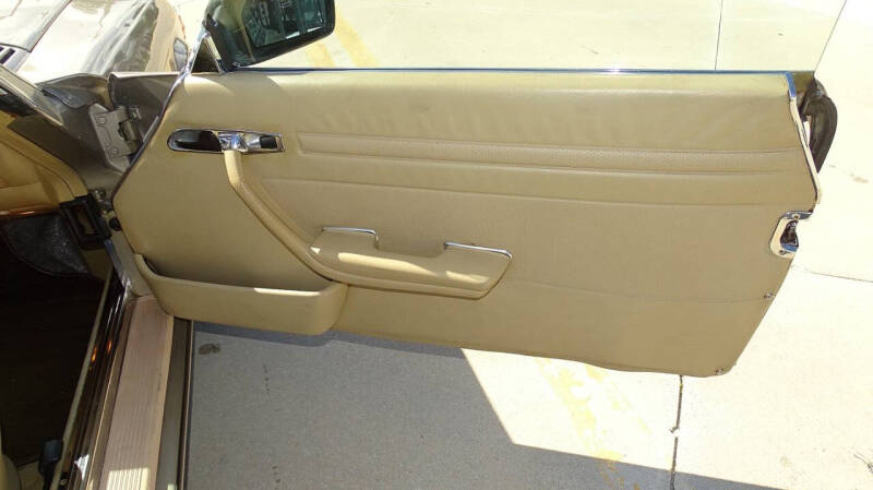 1989 Mercedes-Benz 560-Class 560 SL