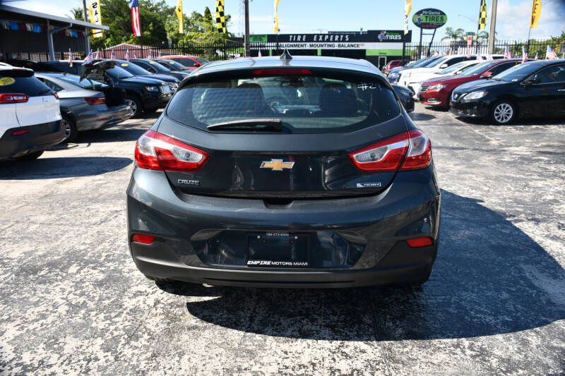 2017 Chevrolet Cruze Premier photo 6