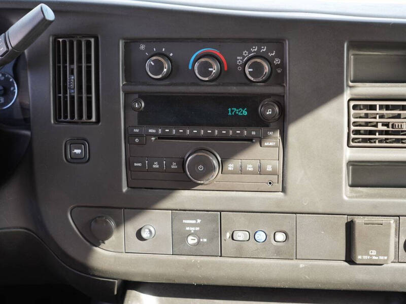 2017 Chevrolet Express LS 2500
